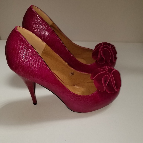 💃🏽💖HP💖💃🏽 "Pink" Pumps - Picture 2 of 7